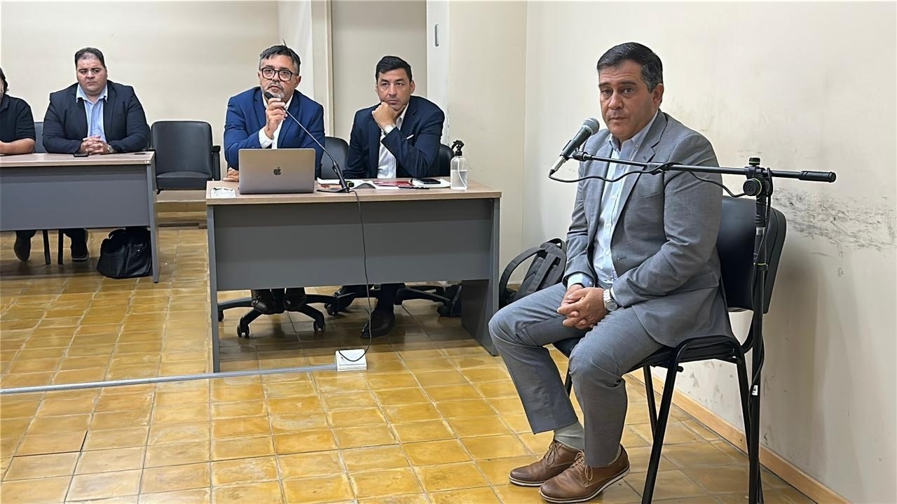 La Justicia frenó la audiencia contra José Castro para revisar la ordenanza cuestionada