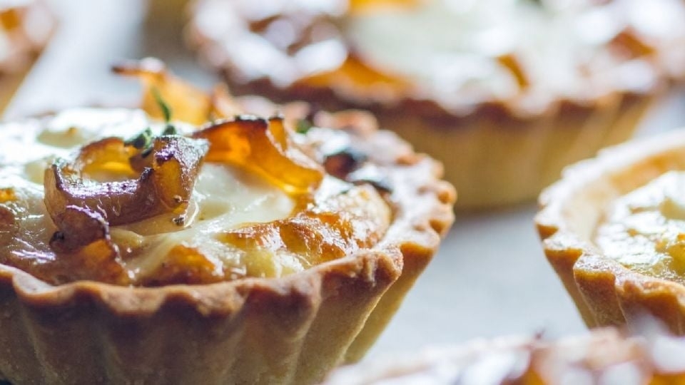 Receta de tarta salada exprés: lista en solo diez minutos