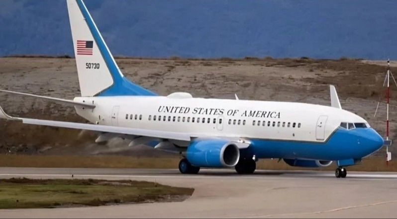 Se denuncia que Milei le ofreció a Trump el Puerto de Ushuaia como pago para entrar a la “Junta por la Paz”