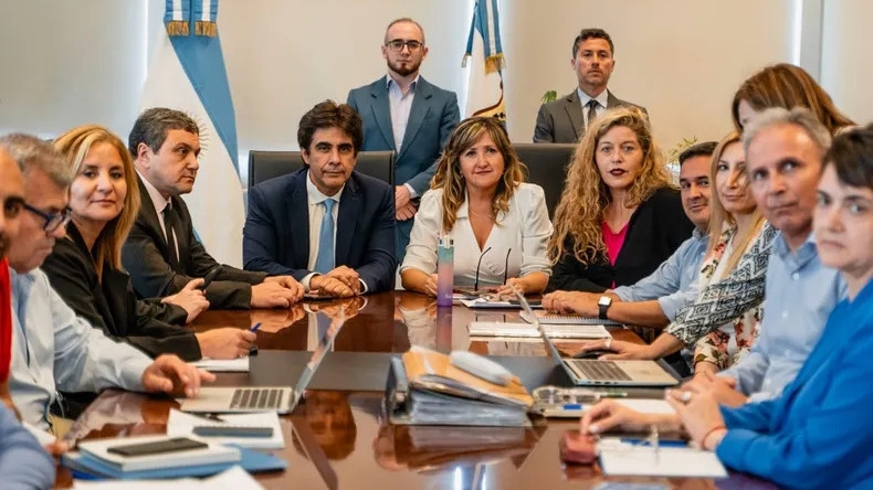 Gremios rechazaron la oferta salarial del Gobierno en la paritaria docente