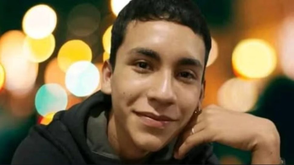 Condenan a cuatro policías por dejar morir a un joven en el río