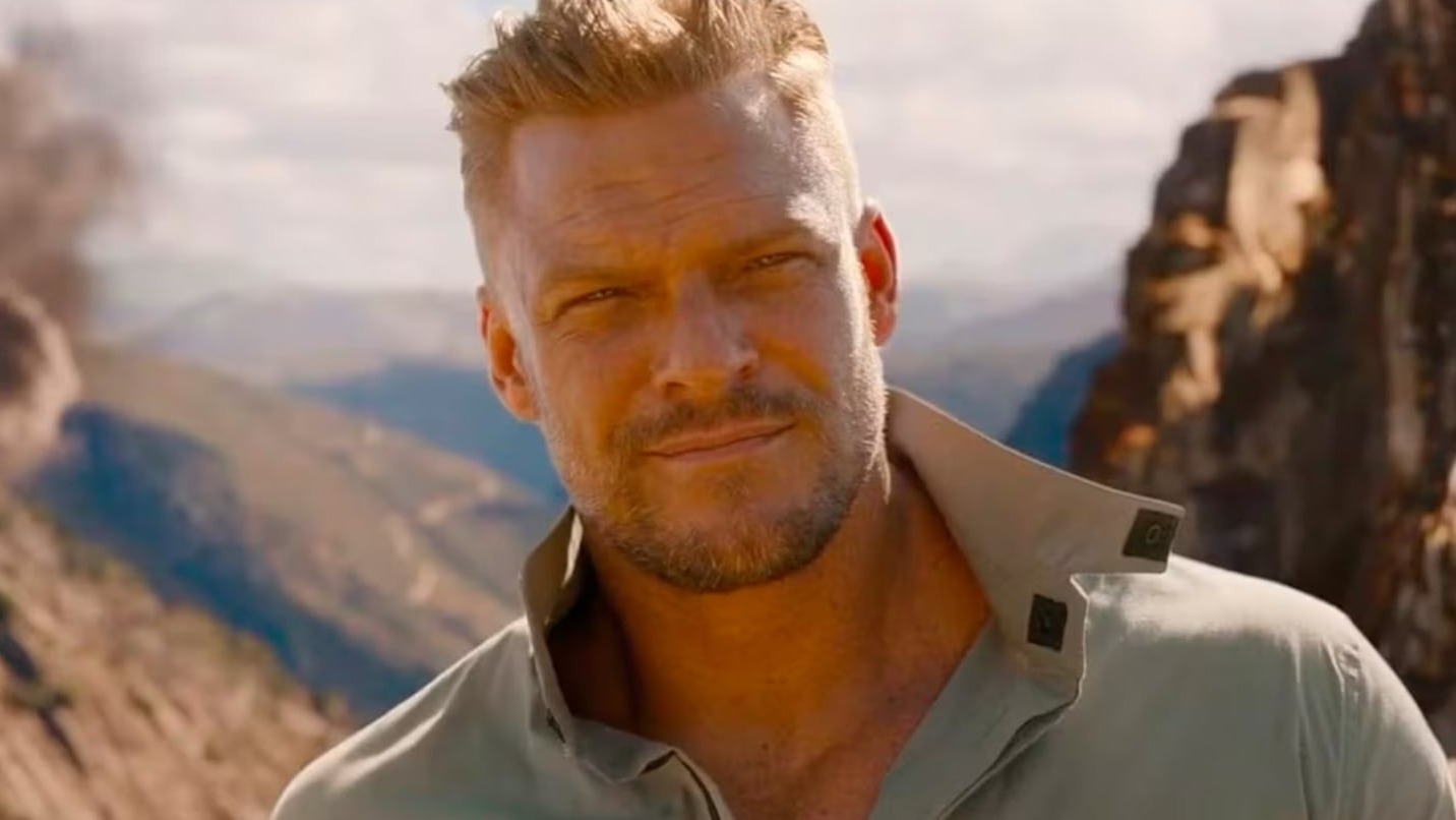 Escándalo por la violenta golpiza del actor Alan Ritchson a un vecino