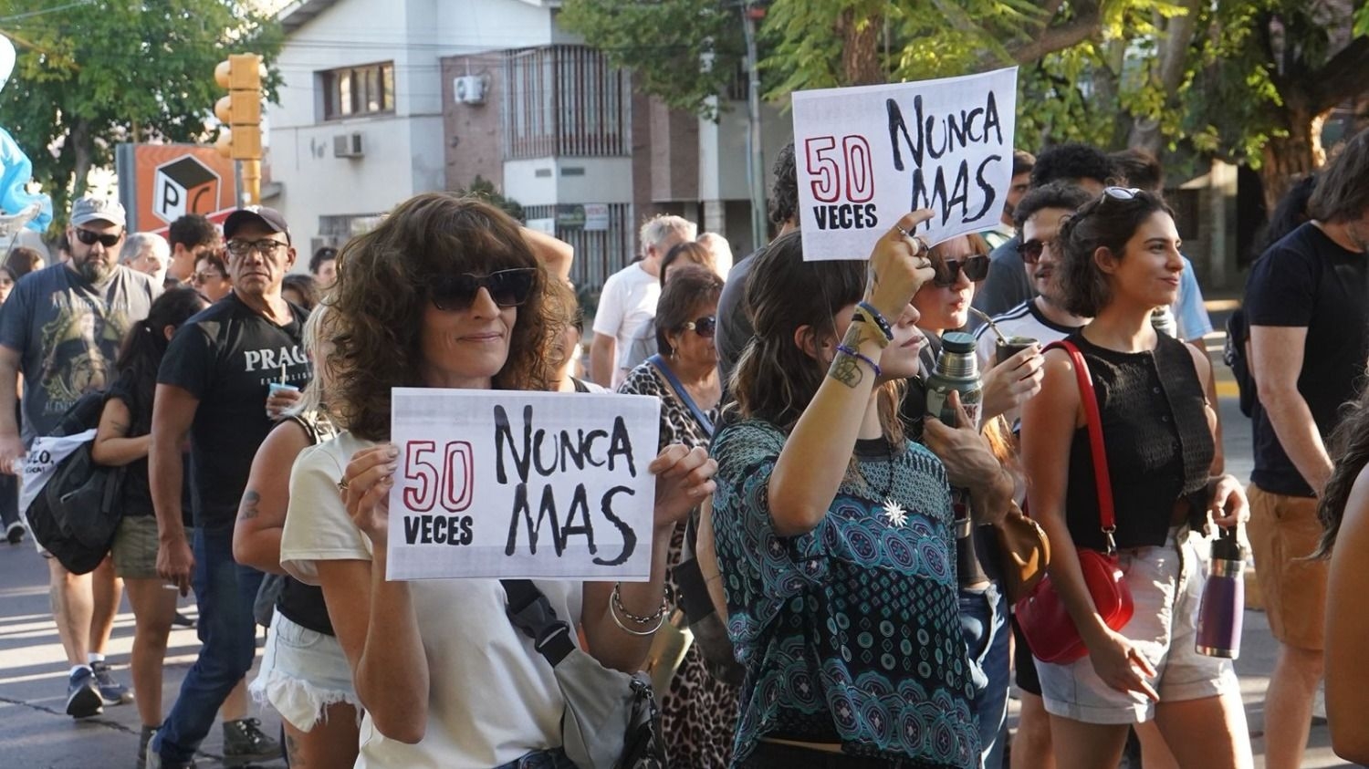 En fotos: así fue la multitudinaria marcha por la Memoria en San Juan