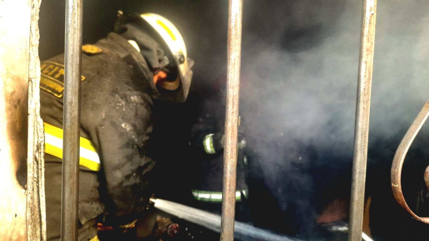 Un niño jugaba con fuego y provocó un incendio en su casa en Pocito
