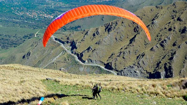 Sanjuaninos consultan para viajar en Semana Santa, pero hay pocas reservas