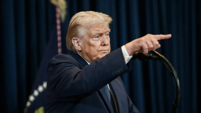 Trump aplazó 10 días los ataques a Irán y sigue la tensión en Ormuz