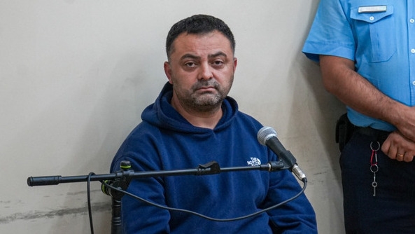 Detuvieron al presunto líder de la red que ofrecía falsas carpetas del IPV