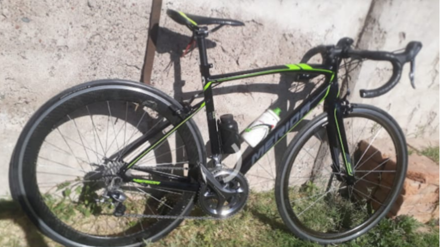Robaron una bicicleta de alta gama en Santa Lucía y buscan recuperarla