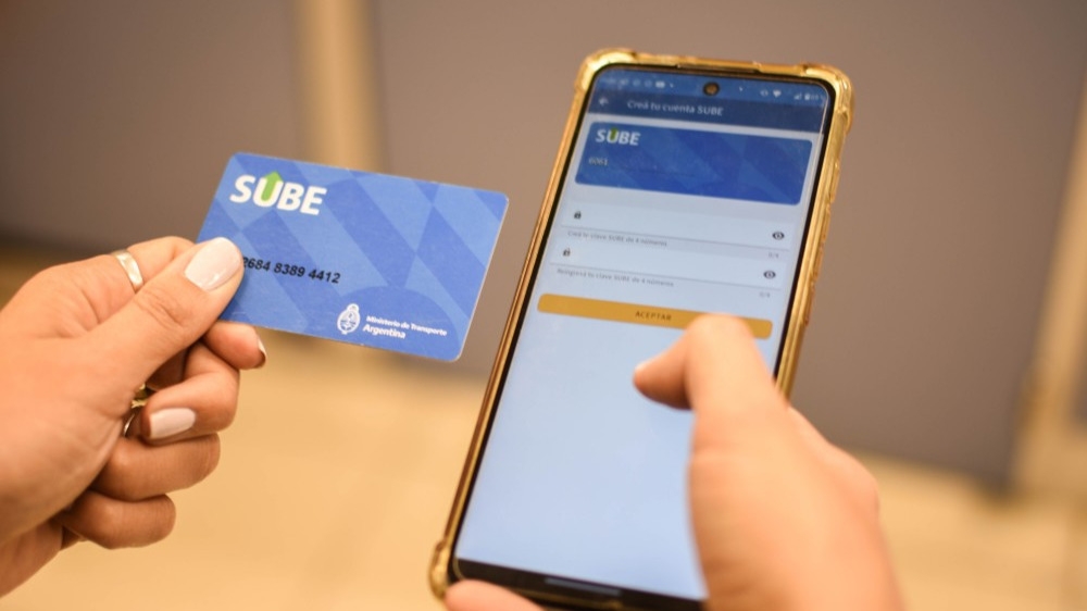 Los pasos para comprobar si el boleto gratuito está activo en la SUBE física o digital