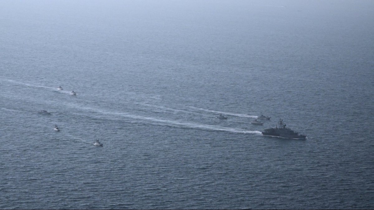 La Guardia Revolucionaria de Irán interceptó tres buques en el estrecho de Ormuz