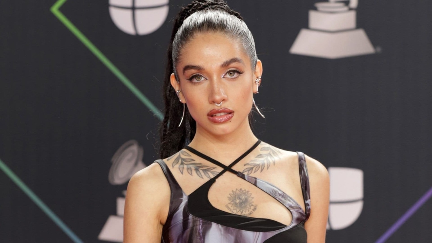 María Becerra se hizo un "look navajero" y prometió que será tendencia en Argentina