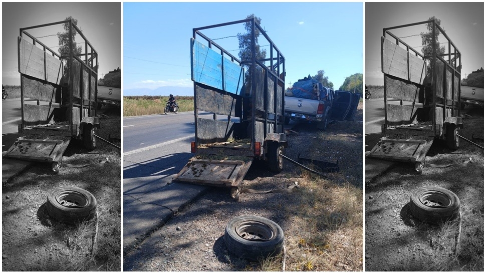 Un carro perdió una rueda y esta chocó contra un auto
