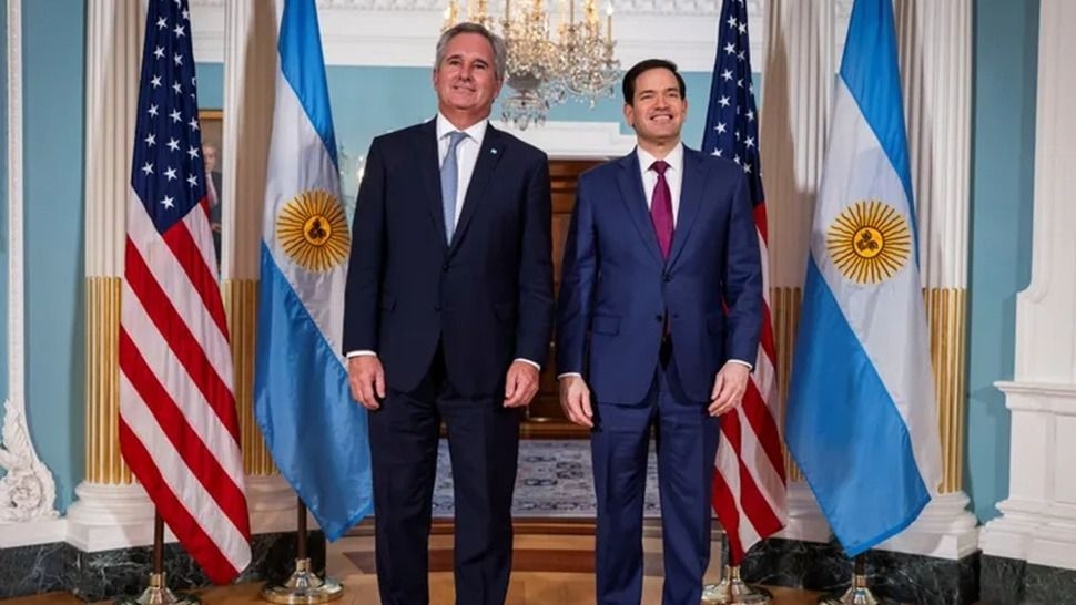 El Gobierno respaldó a Estados Unidos e Israel y descartó la neutralidad del país