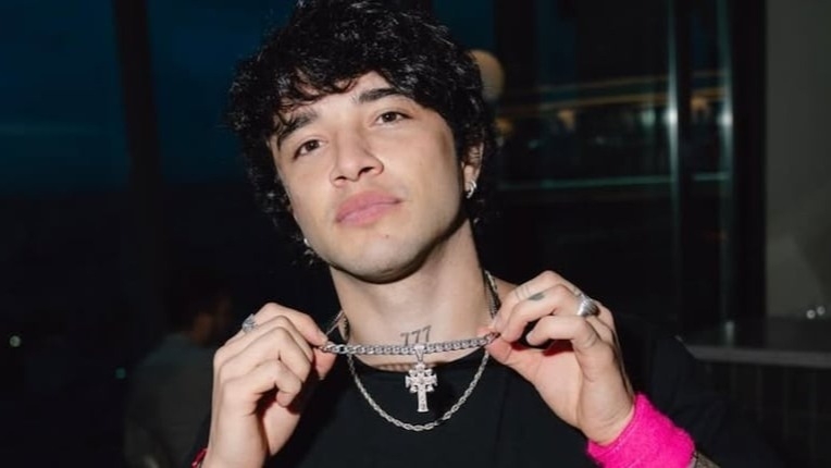 El violento robo que sufrió Julián Serrano: "Dame el celular o te mato"