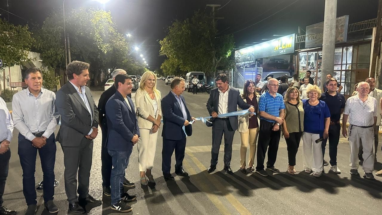 Inauguraron la pavimentación de avenida Alem en Capital