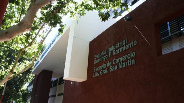 “Hay estudiantes que no tienen clases porque no hay docentes”