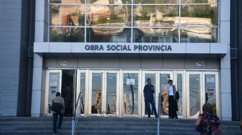Imputaron a médicos de una clínica por presunta defraudación a la OSP