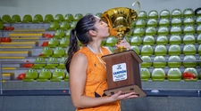 Estudiante de medicina y campeona en el vóley: ella es Sol Guevara