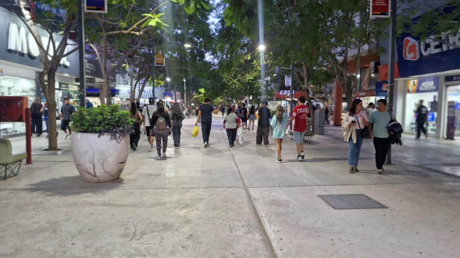 Por el Día del Empleado de Comercio, los locales permanecerán cerrados el lunes