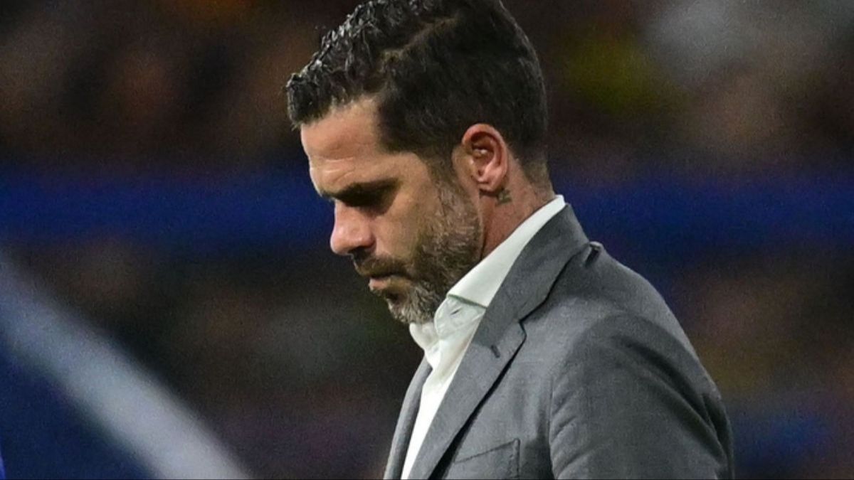 Riquelme echó a Gago tras la derrota en el Superclásico y Boca queda sin DT