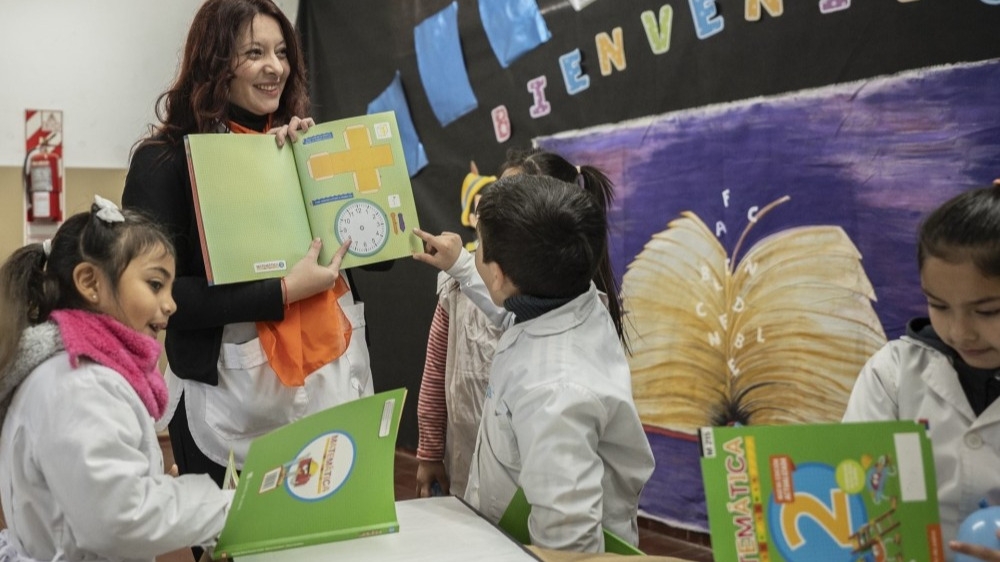 Gobierno lanzó un plan de alfabetización en matemática con inteligencia artificial