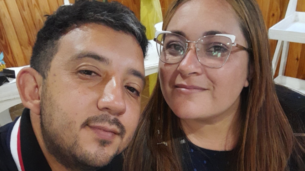 “Es como si se lo hubiese tragado la tierra”: la angustia de la pareja del fotógrafo desaparecido