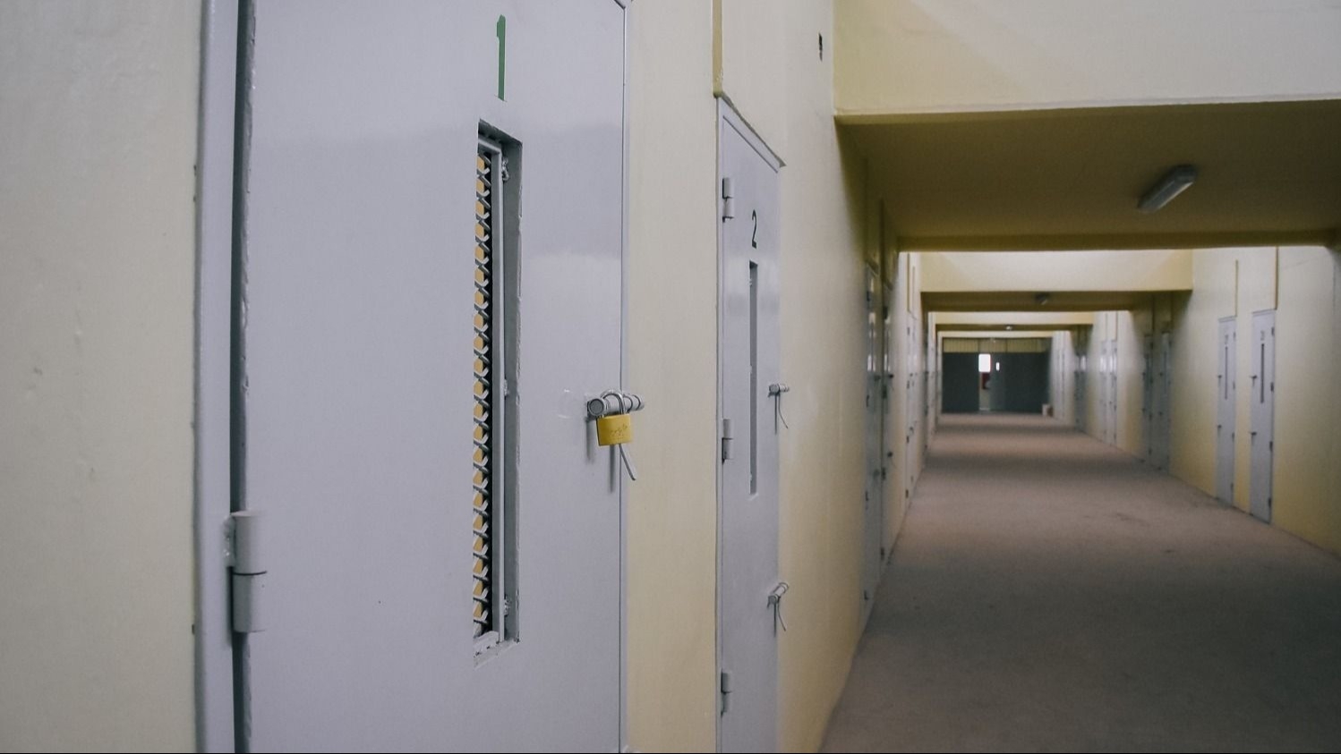 Cayó con una cortadora de fiambre robada en Rawson y terminó en el Penal