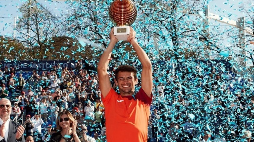 El argentino Navone logró su primer título en el ATP Tour tras coronarse en Budapest