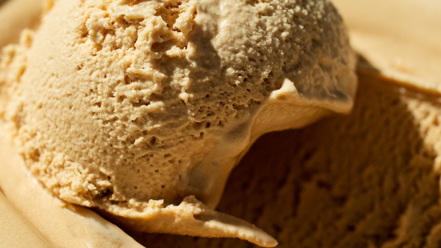 El truco para hacer helado de dulce de leche sin heladera