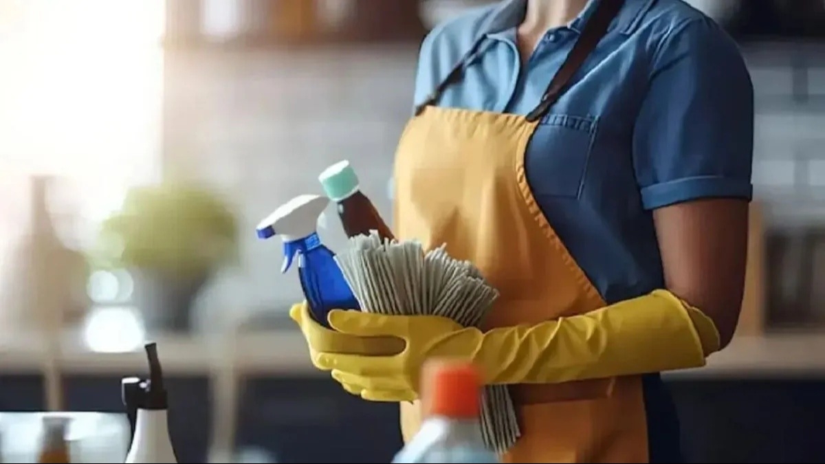 Cuándo y cuánto cobrarán las empleadas domésticas en abril