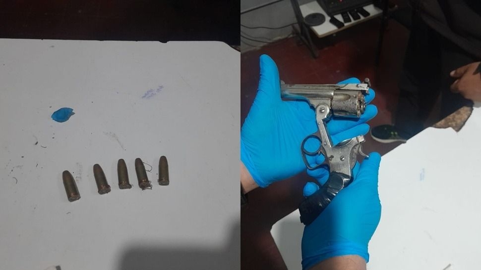 El arma tenía proyectiles para ser disparados. (Gentileza Policía de San Juan)
