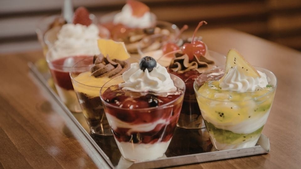 Cómo hacer el postre en vasitos que se arma con pocos ingredientes