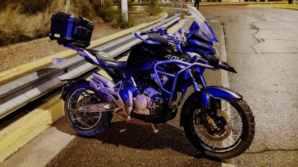 Detienen a un menor por robar una moto a mano armada en Chimbas