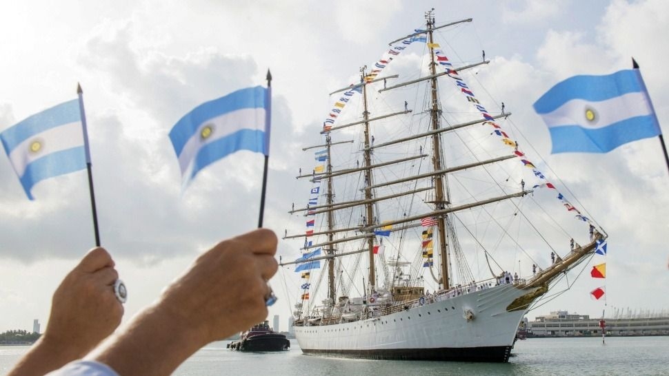 La Fragata Libertad inició su 54° viaje de instrucción en el mar
