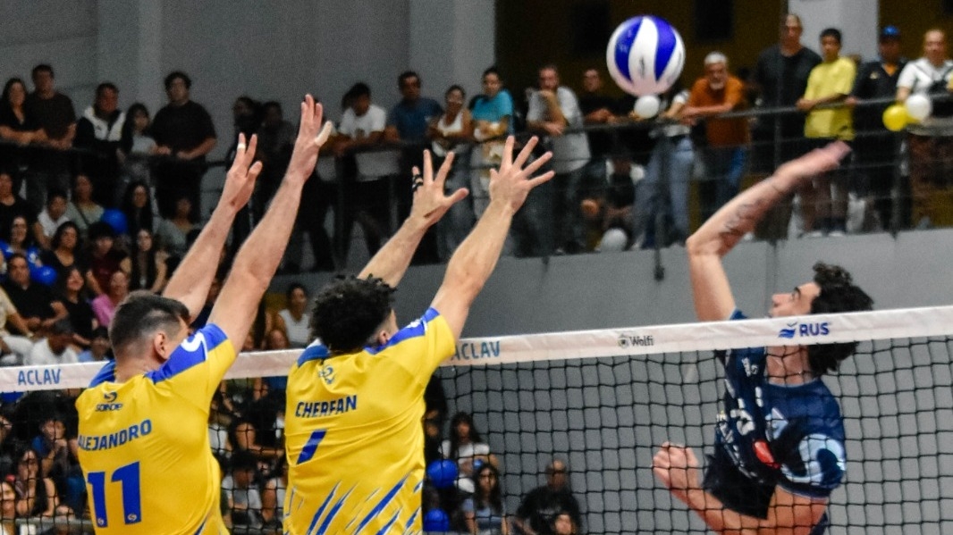 UPCN perdió ante Ciudad y se estira la definición de la Liga de Vóleibol Argentina