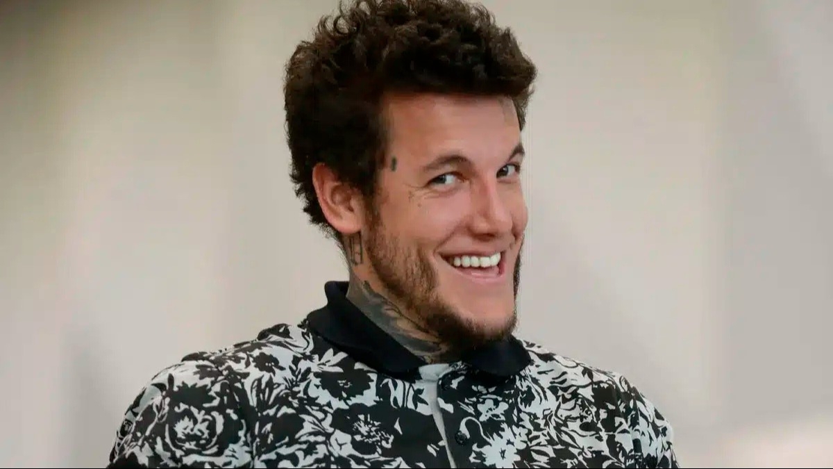Alex Caniggia cambió por completo su look y se volvió un mexicano más