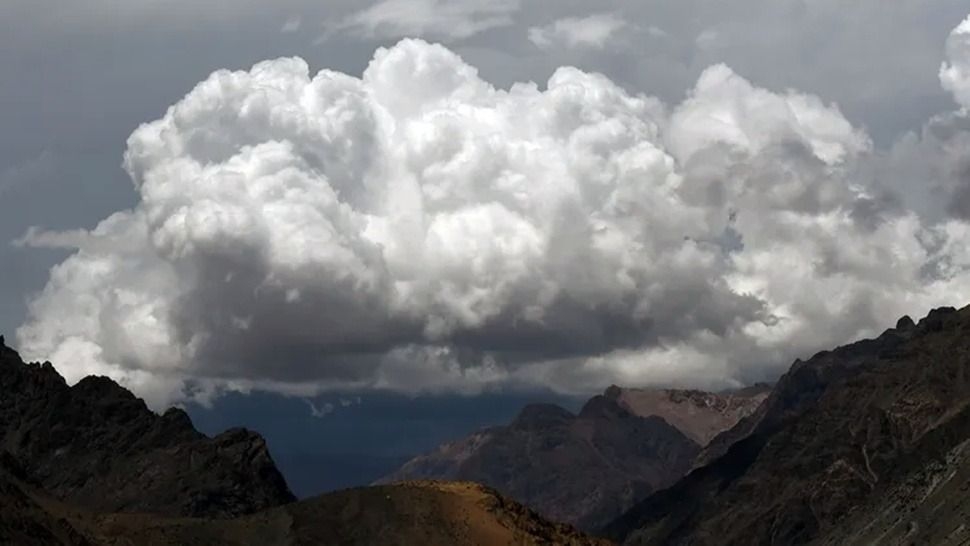 Ocho provincias arrancan la semana en alerta meteorológica