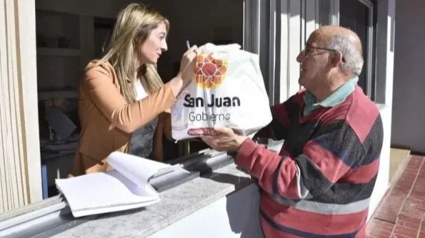 Comienza la entrega de módulos para personas con diabetes
