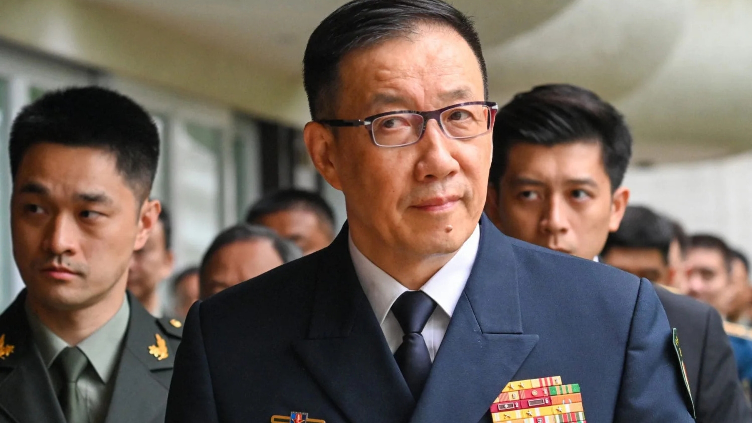 China desafía el bloqueo de EE.UU. y afirma que el estrecho de Ormuz “está abierto”