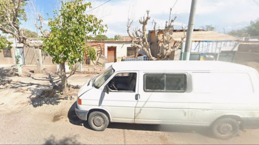 Trabajadora sexual amenazó a un anciano con un cuchillo y le robó herramientas