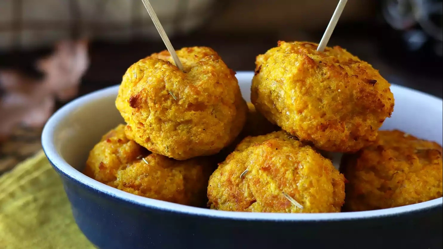Cómo preparar unas albóndigas de zapallo saludables y crocantes