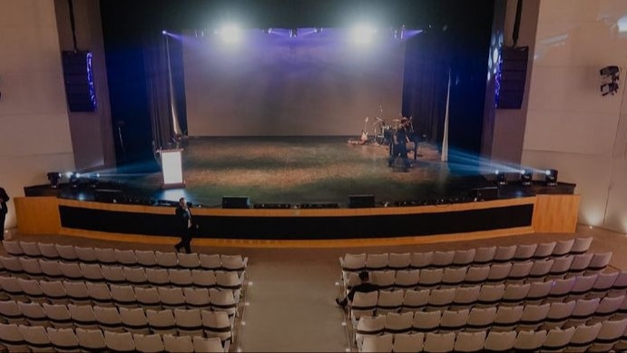 El Teatro Sarmiento abre la convocatoria "Arte en el Sarmiento" para instituciones artísticas