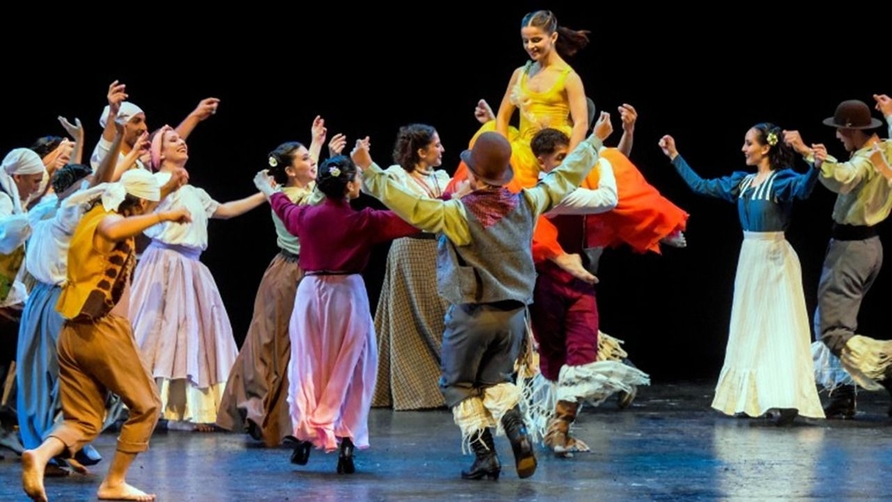 Abren convocatoria para bailarines que quieran participar de la Gala Patria
