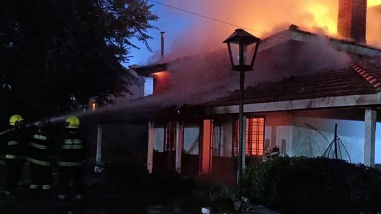 Tres jóvenes murieron en un incendio por la falla de una estufa