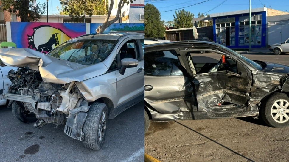 Fuerte choque entre dos autos en una esquina peligrosa de Angaco