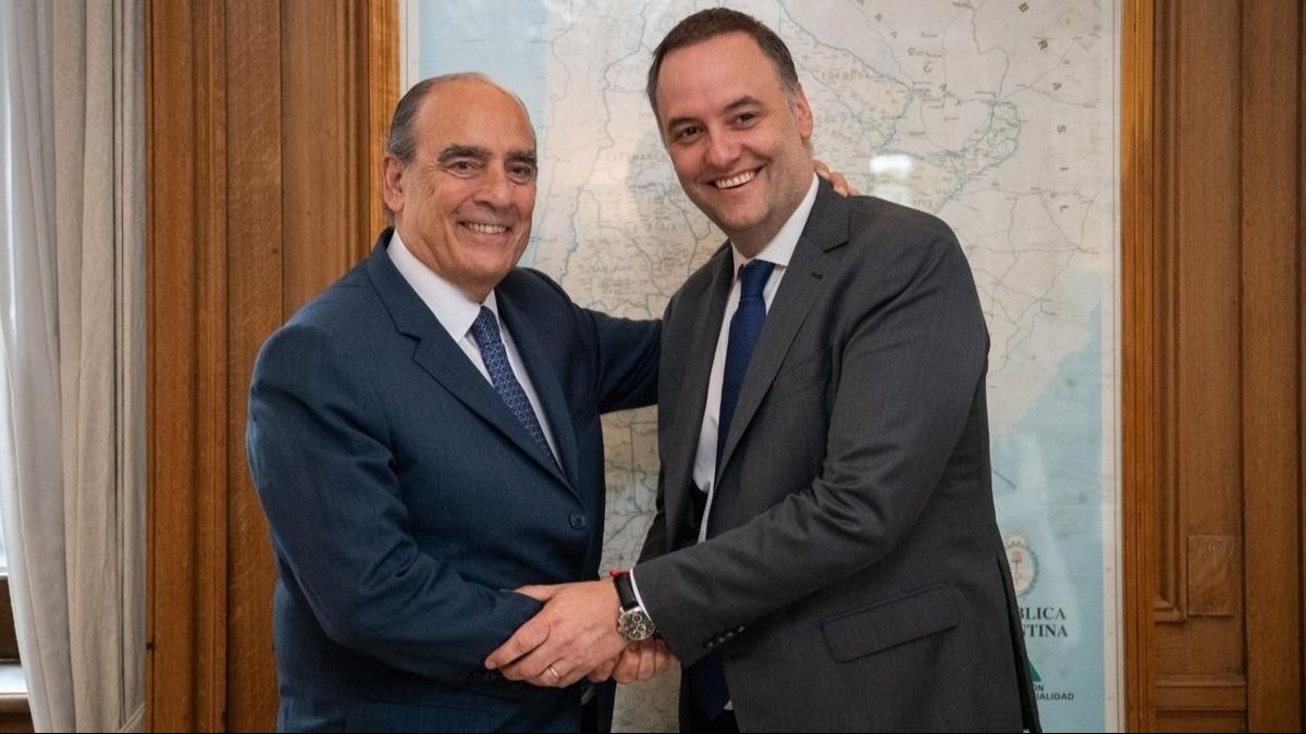 Francos y su crítica a los escándalos de Adorni: "Falló en dar explicaciones"