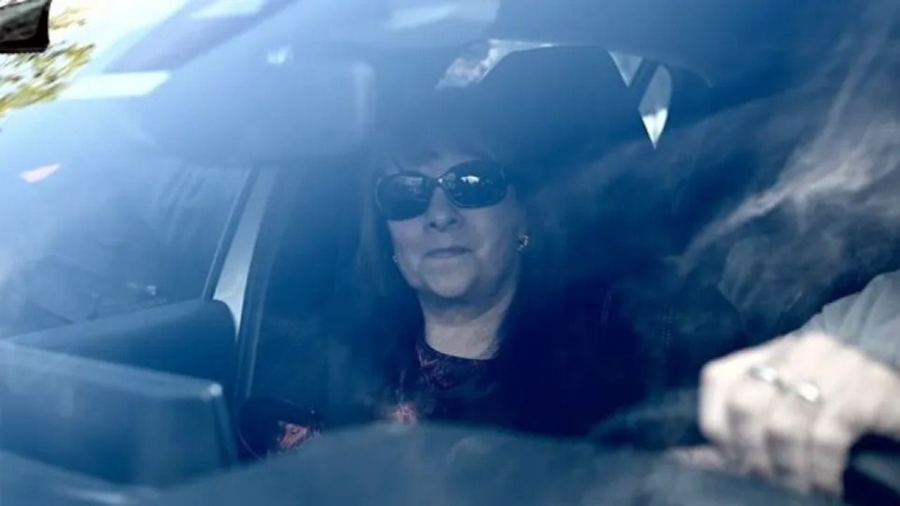 Las jubiladas que financiaron a Adorni declaran en la causa por enriquecimiento