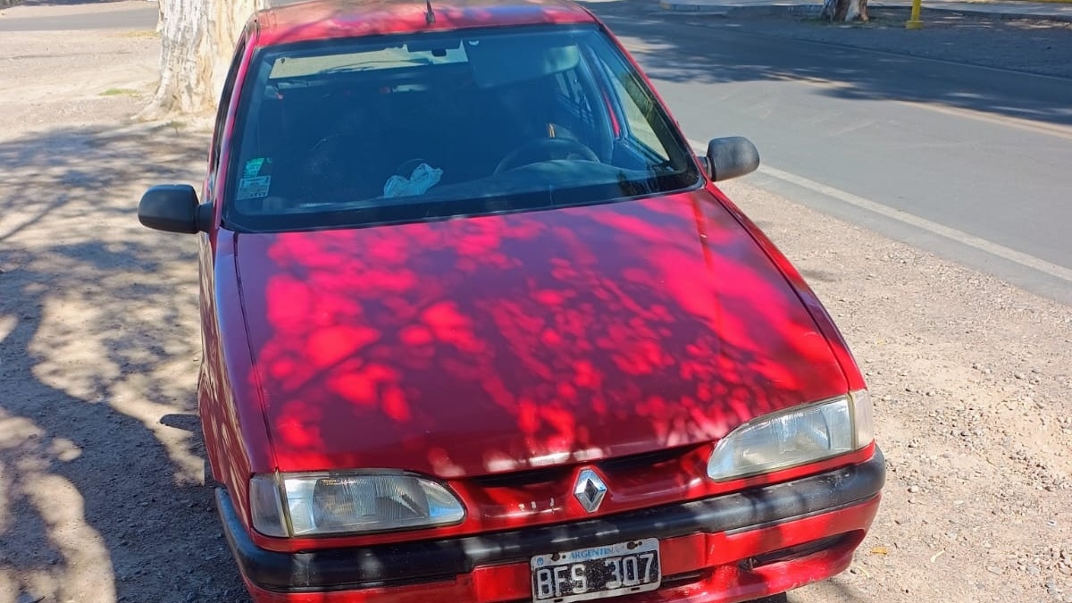 Cayeron dos sujetos con mercadería robada y elementos de dudosa procedencia