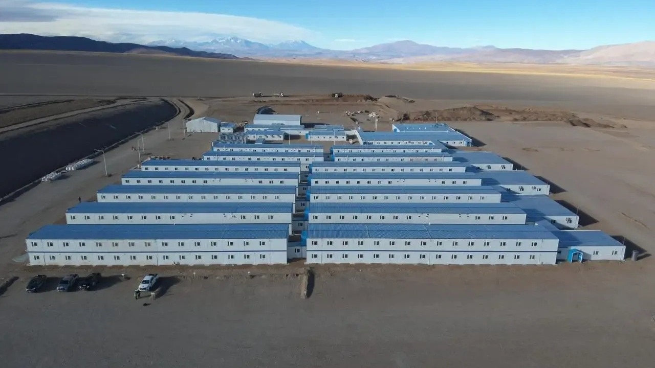 Por 30 días, la Justicia de La Rioja suspendió el camino que usa Vicuña