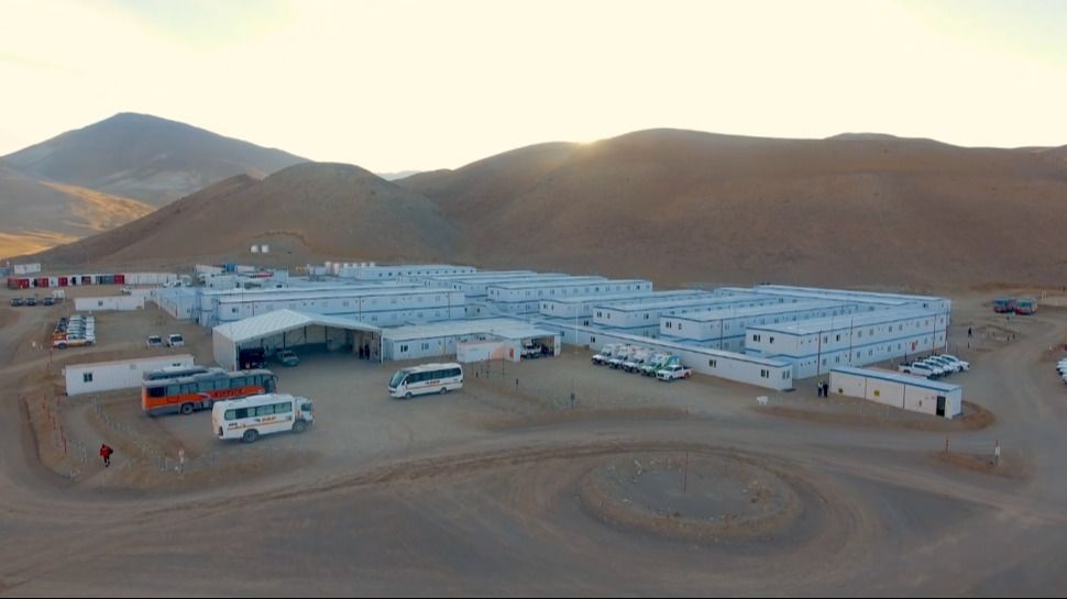 Vicuña adjudicó parte de la obra de su campamento y anticipó más licitaciones